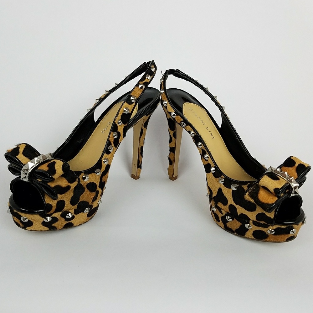 Gianni Bini Spiked Sling Back Heels Size 6.5